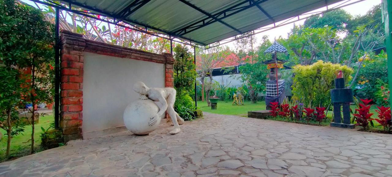 Tunjung Guest House Lovina Beach Pabean Buleleng Extérieur photo