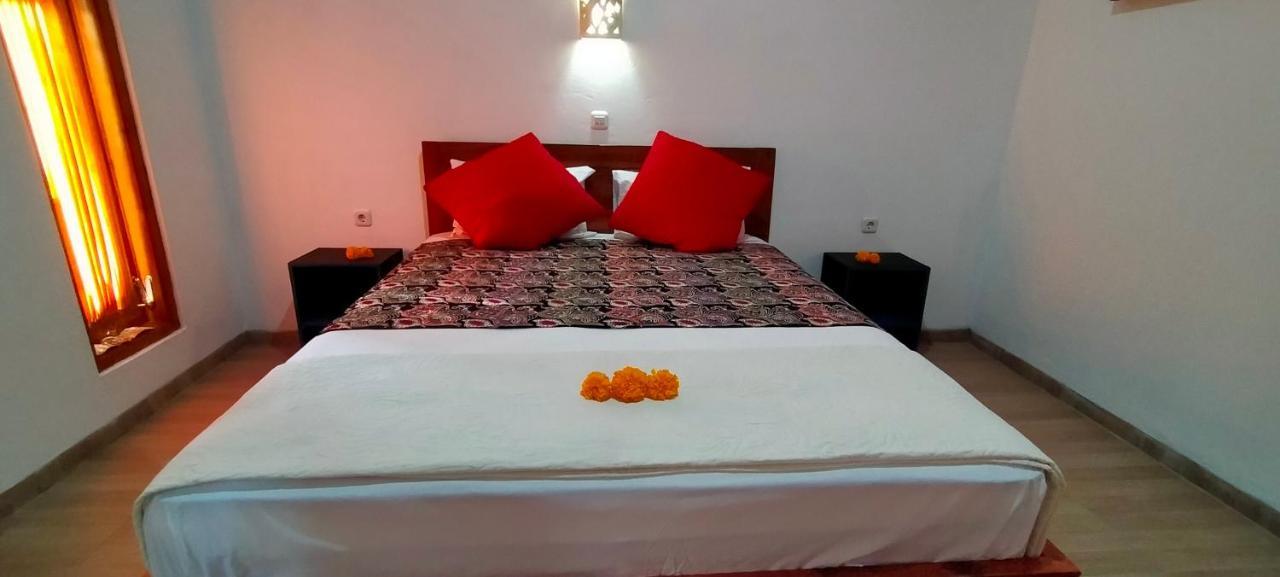 Tunjung Guest House Lovina Beach Pabean Buleleng Extérieur photo