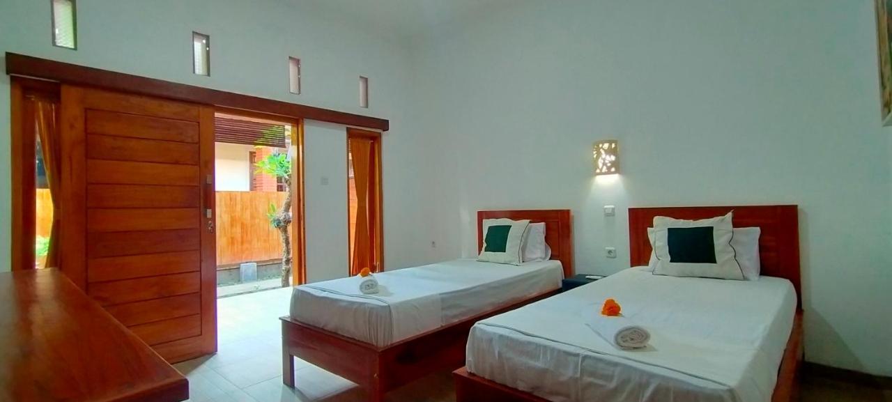 Tunjung Guest House Lovina Beach Pabean Buleleng Extérieur photo
