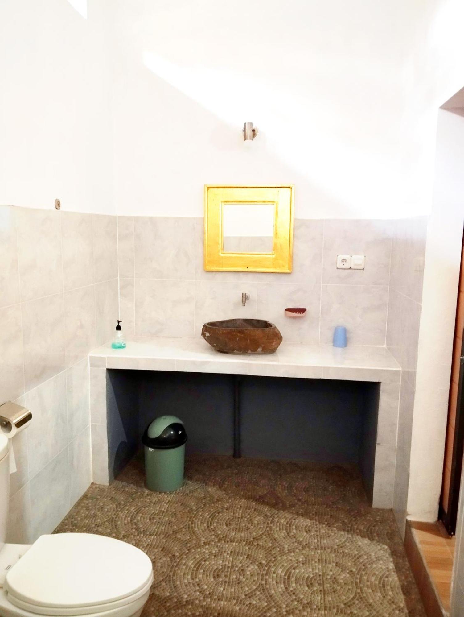 Tunjung Guest House Lovina Beach Pabean Buleleng Extérieur photo